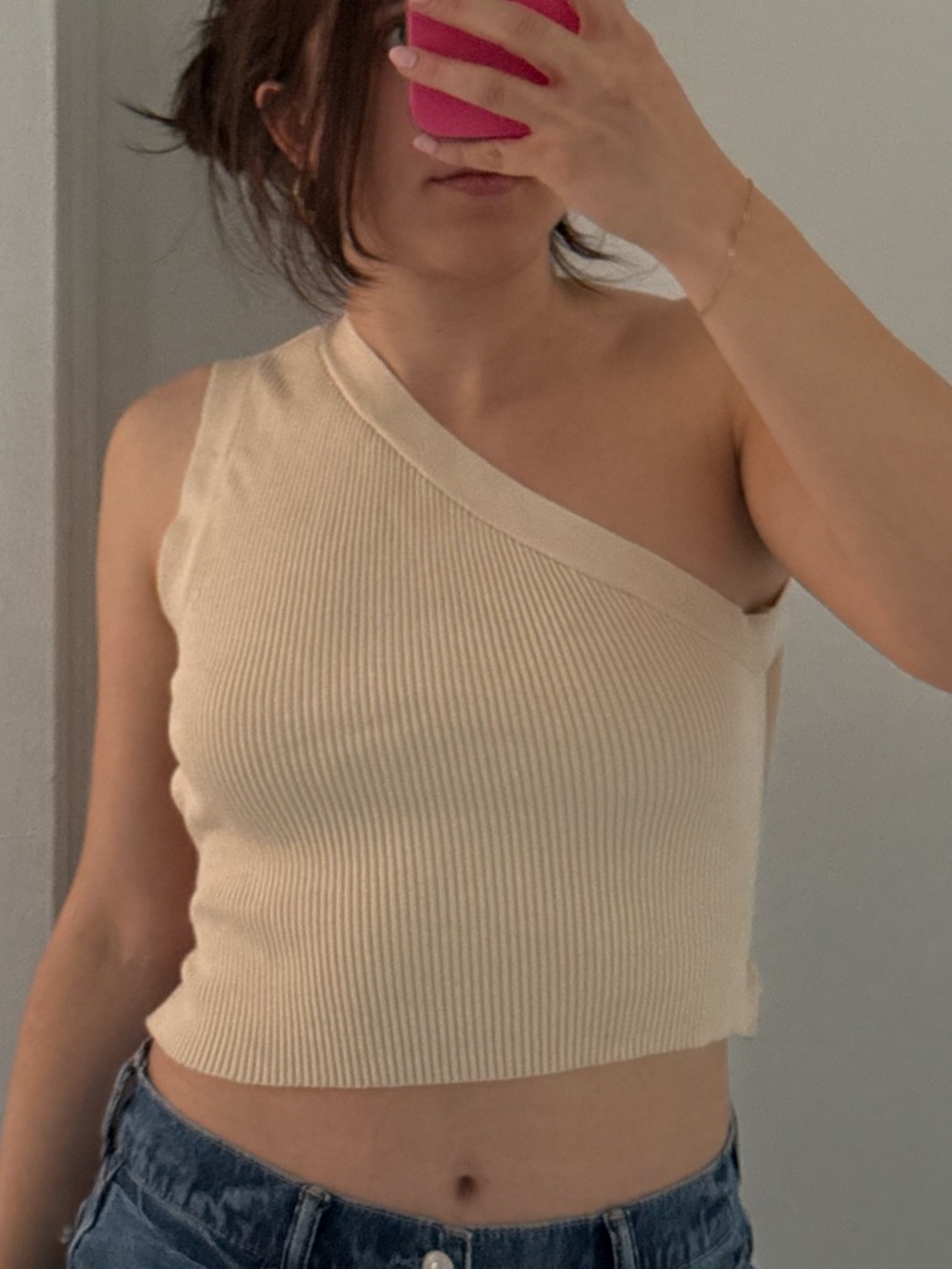Amazon One-Shoulder Ribbed Cropped Tank Top in Cream - Picture 2 of 3
